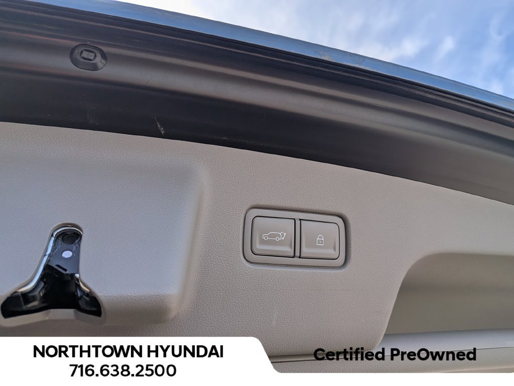 Certified 2026 Hyundai Palisade Limited AWD/4WD image 39