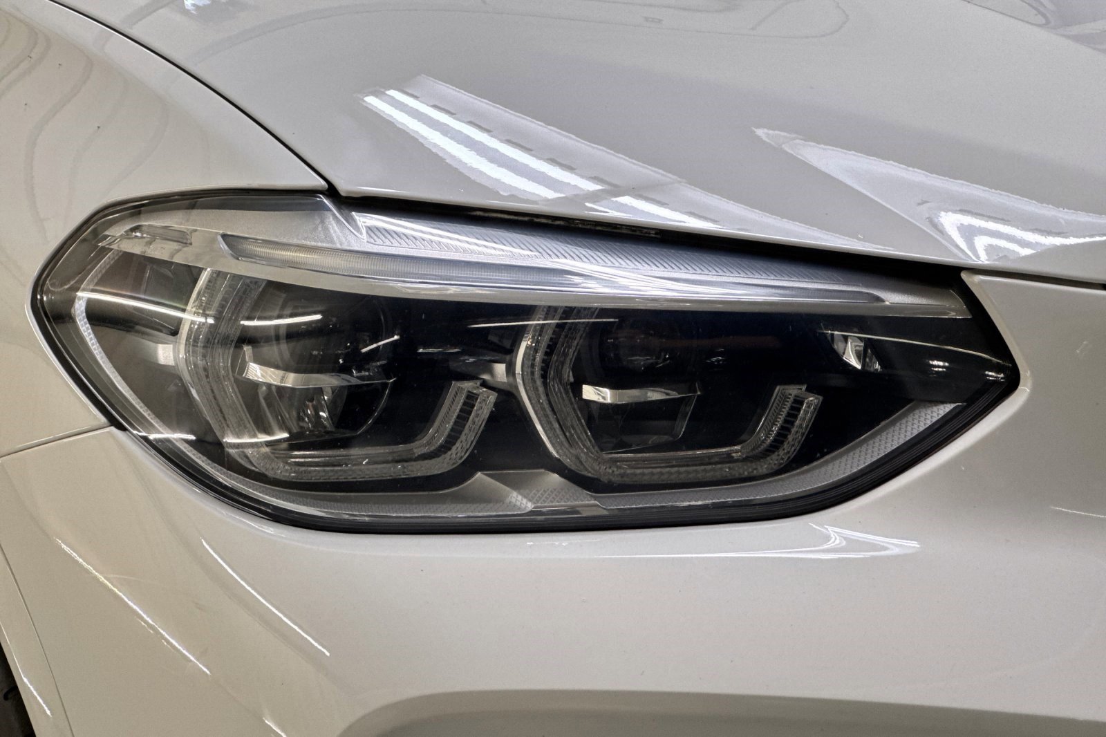 Used 2019 BMW X4 M40i w/ Executive Package image 10