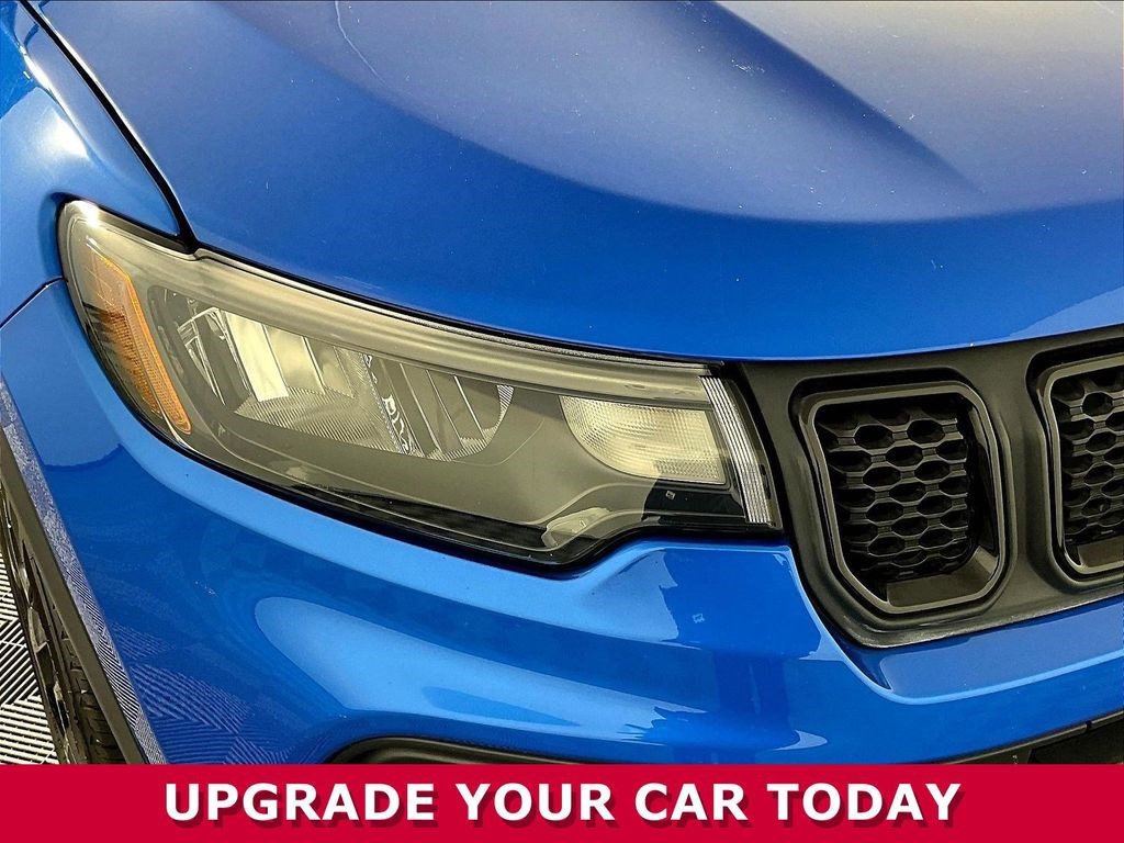 New 2023 Jeep Compass Latitude w/ Convenience Group AWD/4WD image 28