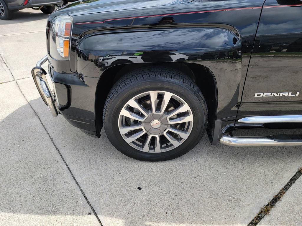 Used 2017 GMC Terrain Denali w/ LPO, Protection Package FWD image 9