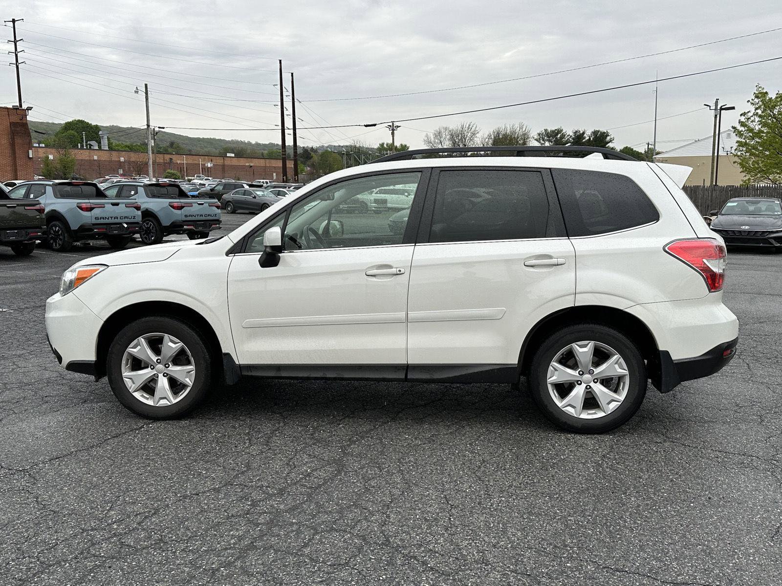 Used 2016 Subaru Forester 2.5i Limited AWD/4WD image 5