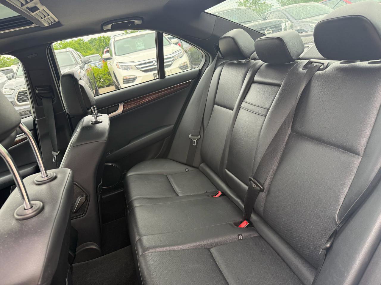 Used 2012 Mercedes-Benz C 250 Sedan image 14