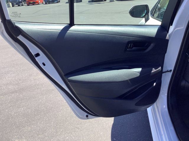 Used 2023 Toyota Corolla LE image 25