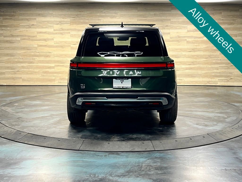 Used 2025 Rivian R1S Adventure AWD/4WD image 16