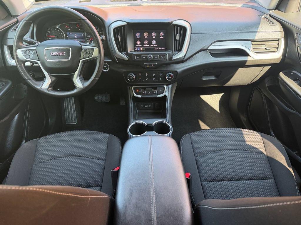 Used 2024 GMC Terrain SLE FWD image 17