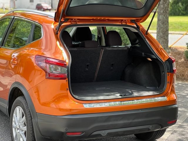 Used 2020 Nissan Rogue Sport SV FWD image 37