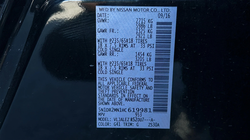 Used 2017 Nissan Pathfinder SV FWD image 30