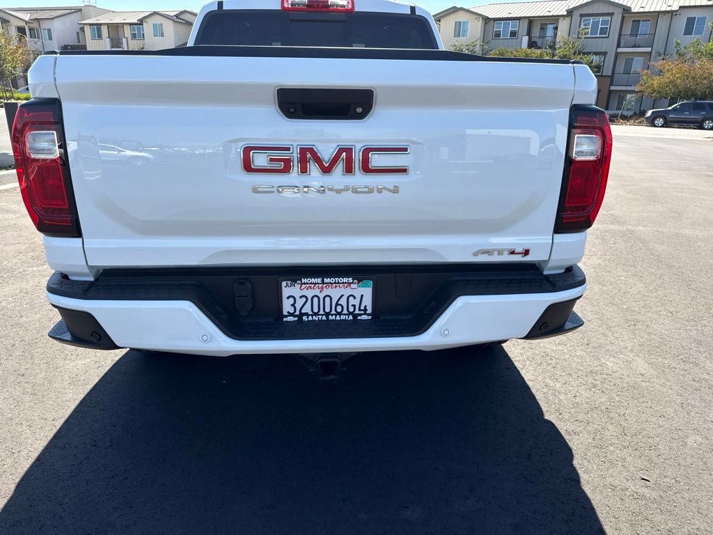 Used 2025 GMC Canyon AT4 AWD/4WD image 5