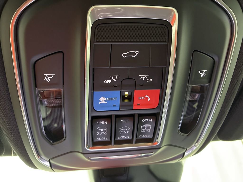 New 2025 Jeep Grand Cherokee Limited image 20