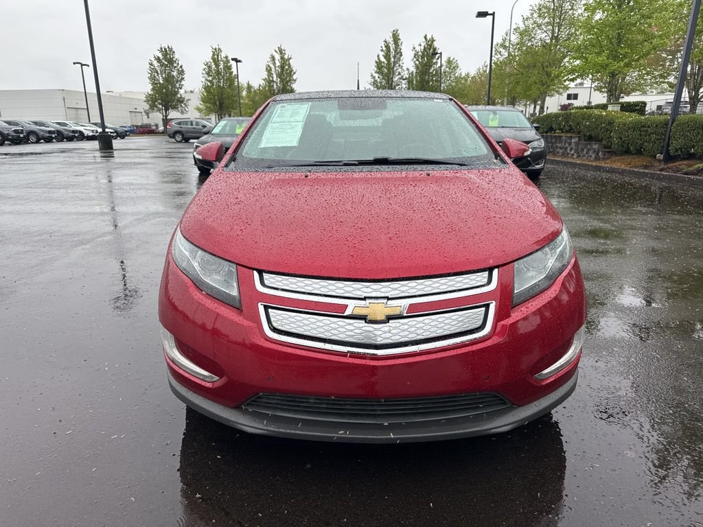 Used 2012 Chevrolet Volt Premium w/ Premium Trim Package FWD image 2