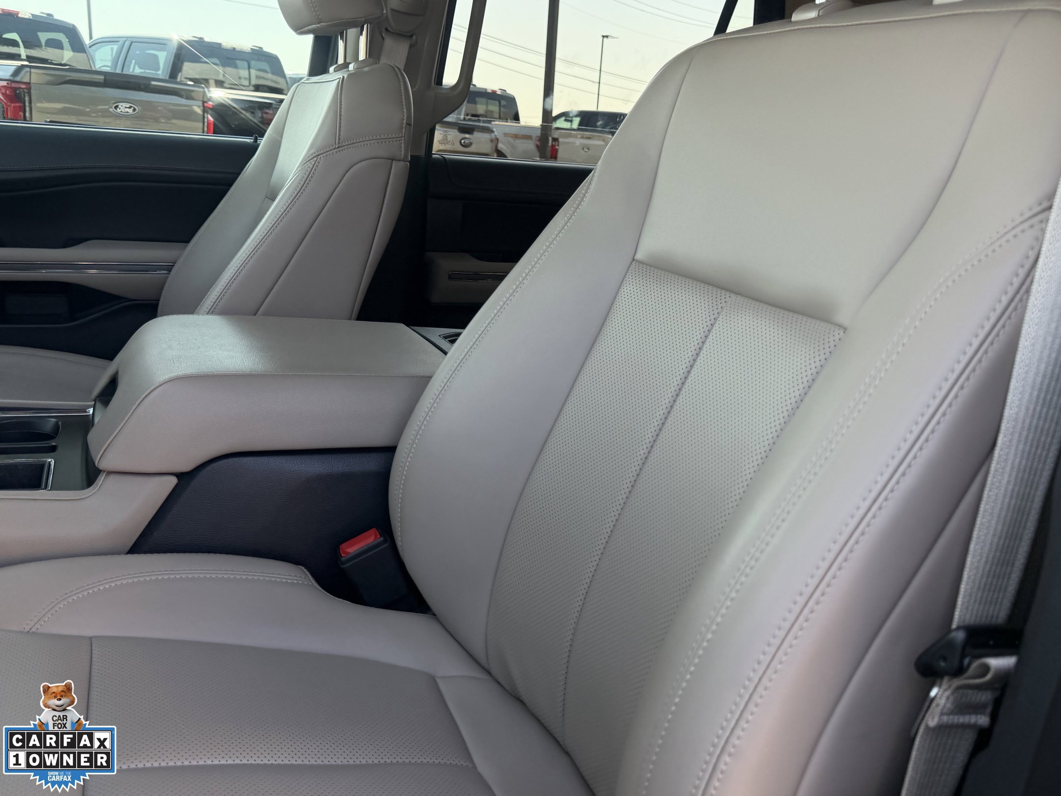 Used 2023 Ford Expedition XLT RWD image 23