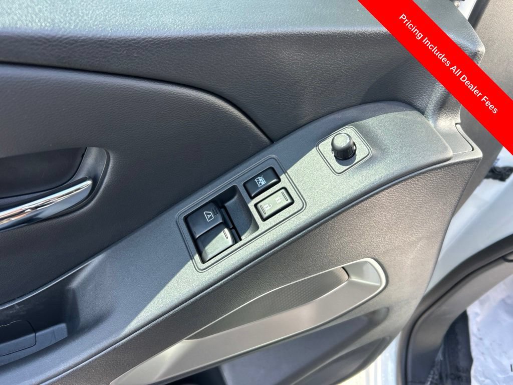 Used 2025 Nissan Frontier SV RWD image 5