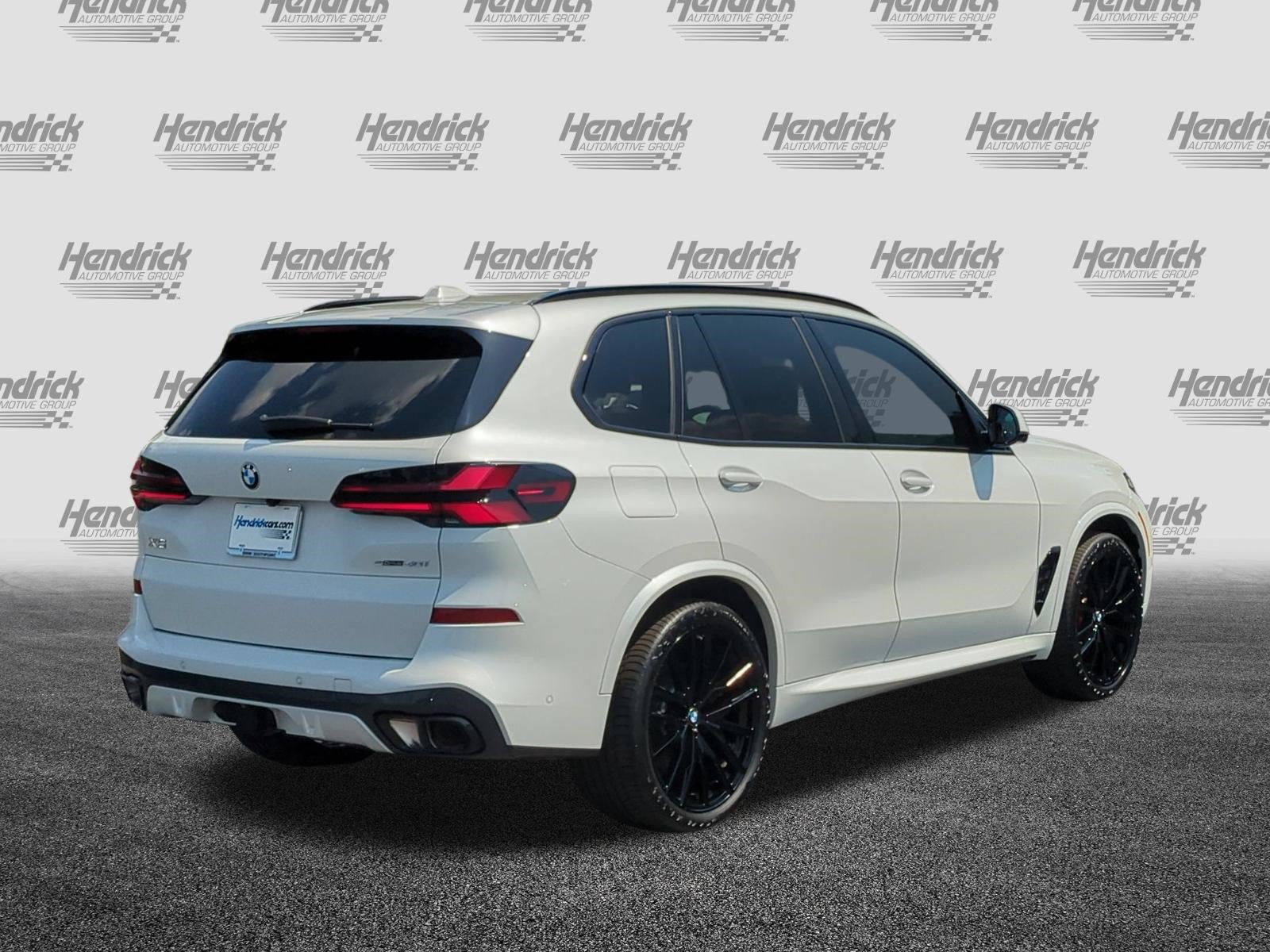 Certified 2026 BMW X5 sDrive40i w/ M Sport Package RWD image 10