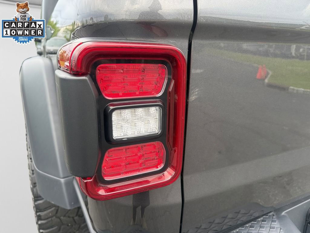 Used 2022 Jeep Gladiator Mojave w/ LED Lighting Group AWD/4WD image 21