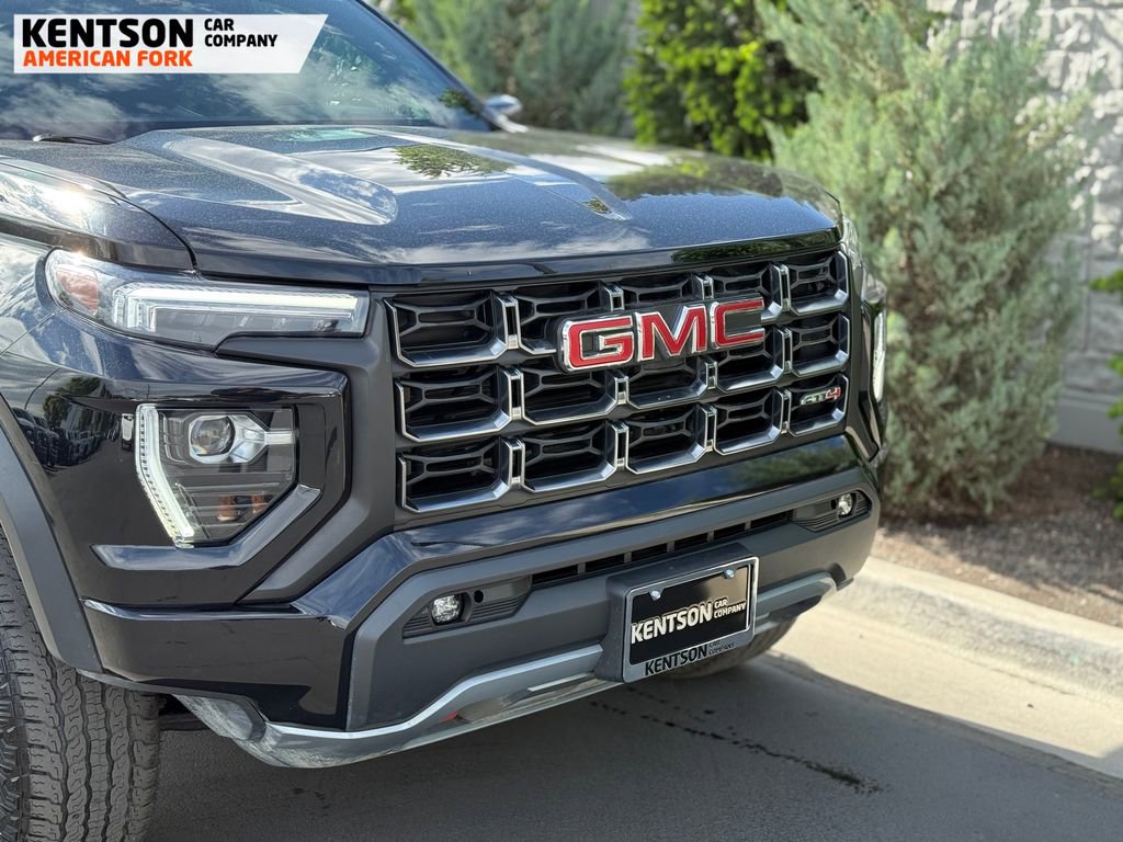 Used 2023 GMC Canyon AT4 w/ AT4 Premium Package AWD/4WD image 11
