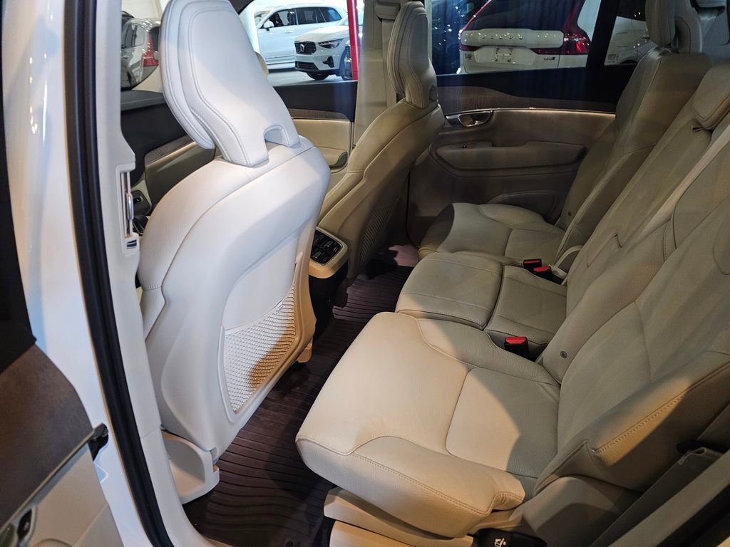 Certified 2023 Volvo XC90 B6 Plus w/ Protection Package image 14