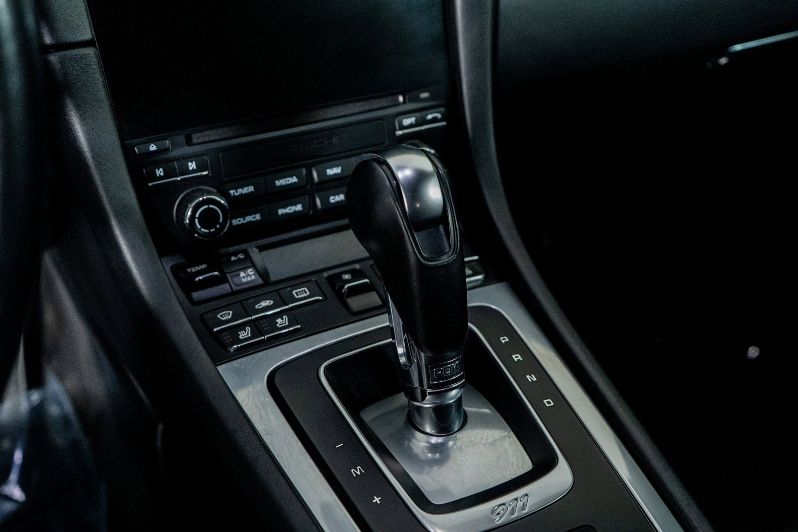 Used 2017 Porsche 911 Turbo image 36