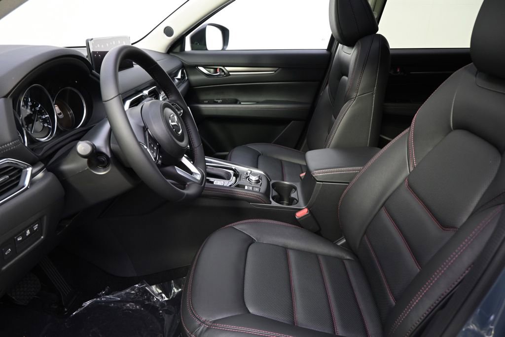 New 2025 MAZDA CX-5 Carbon Edition image 13