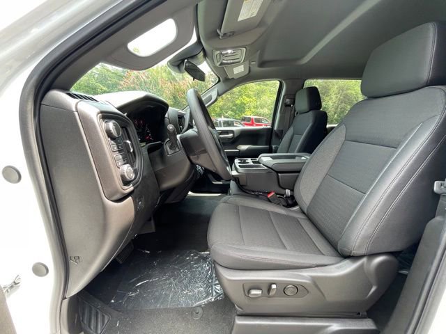 New 2025 Chevrolet Silverado 1500 Custom w/ LPO, Dark Essentials Package image 17