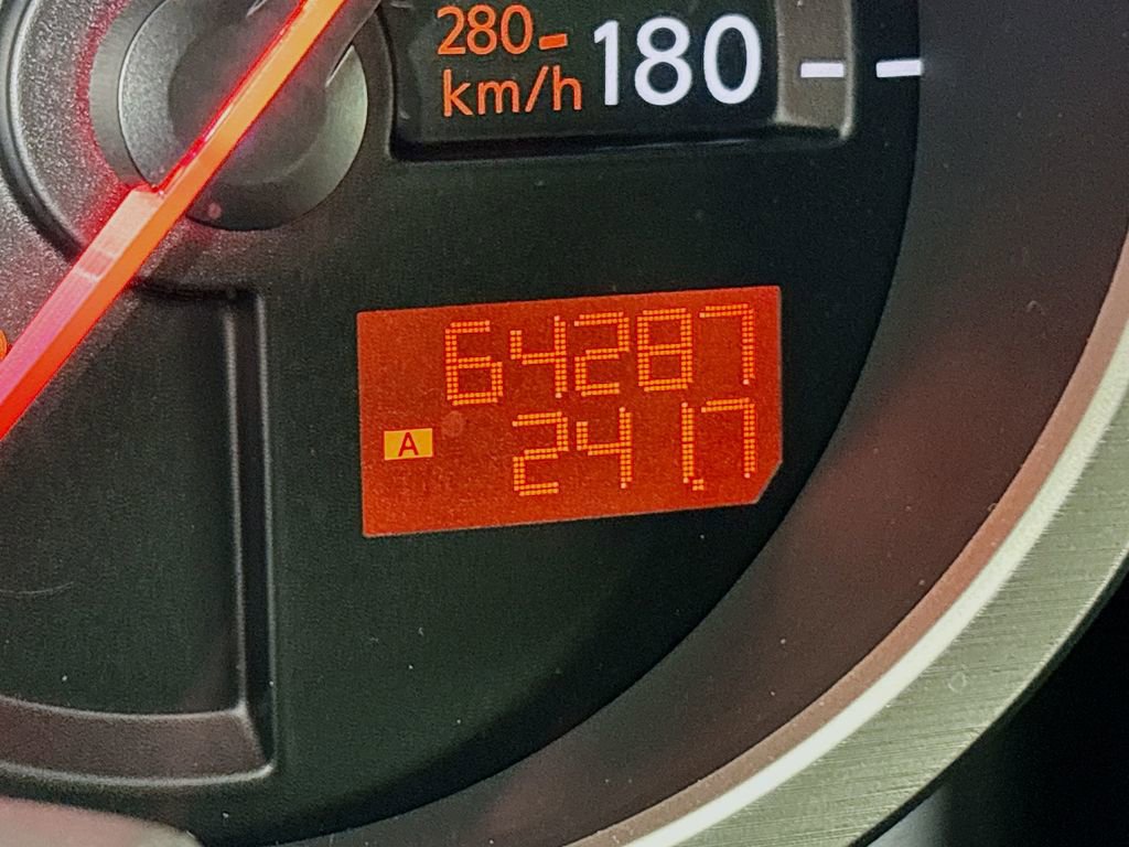 Used 2010 Nissan 370Z Touring w/ Sport Pkg image 14