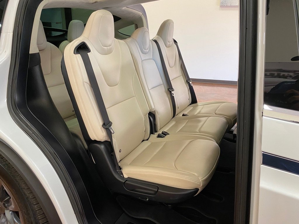 Used 2018 Tesla Model X AWD/4WD image 46