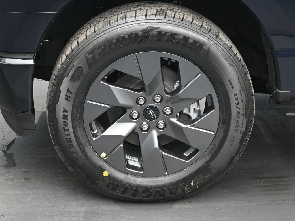 New 2025 Ford F150 Lightning Flash image 31