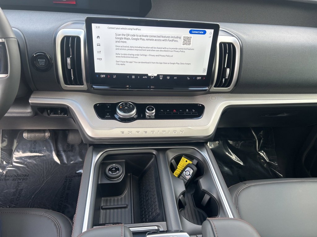 New 2025 Ford Expedition Active image 32