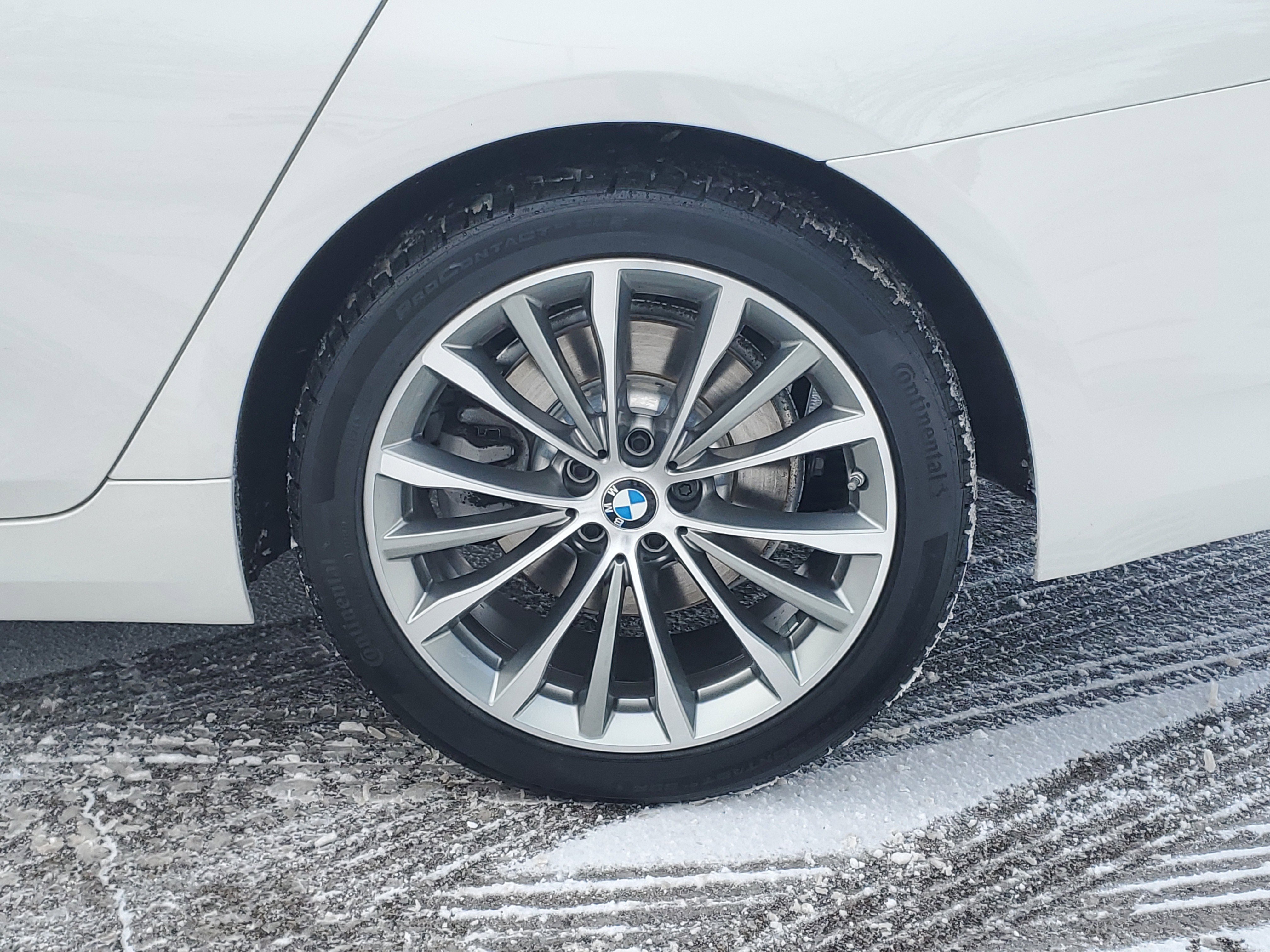 Used 2023 BMW 530i xDrive 530i xDrive w/ Premium Package image 30