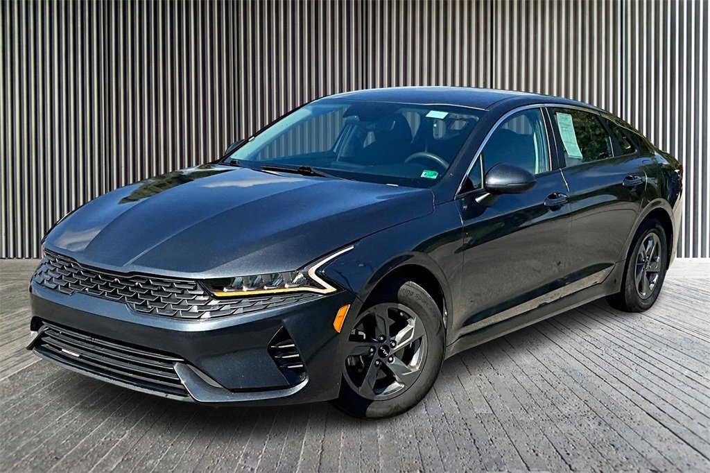 Used 2023 Kia K5 LXS image 11