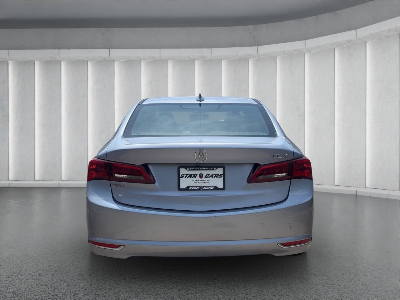 Used 2016 Acura TLX FWD image 4
