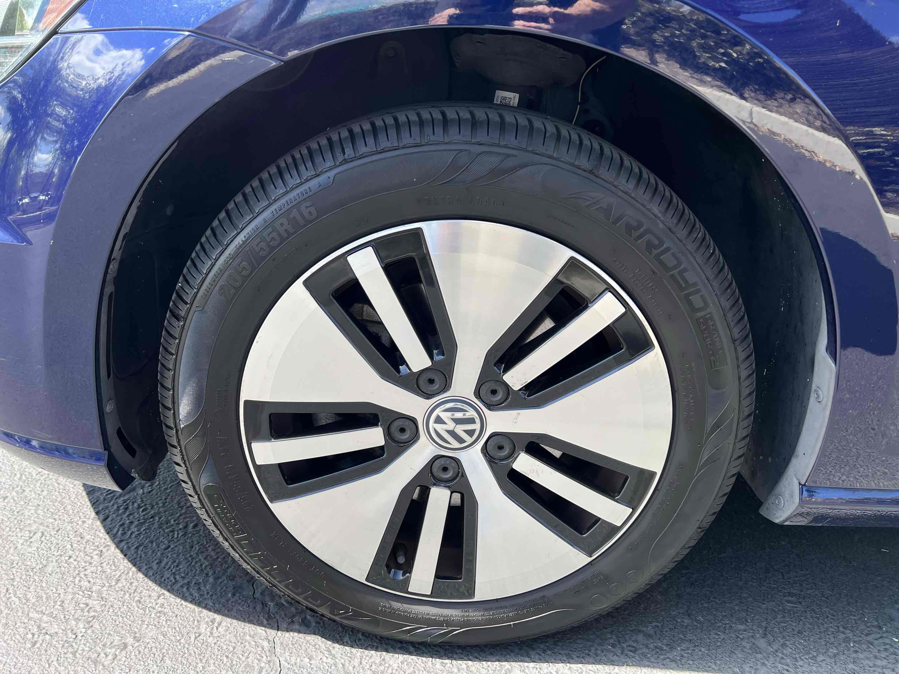 Used 2019 Volkswagen e-Golf SE w/ Driver Assistance Package image 75