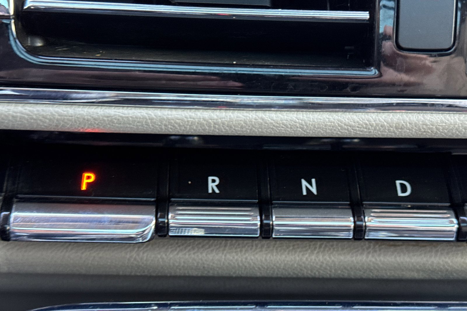 Used 2018 Lincoln Navigator L Reserve w/ Technology Package image 24