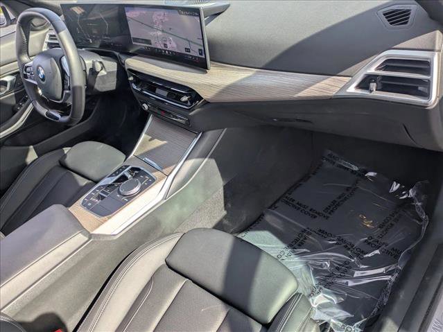 Used 2025 BMW 330i Sedan image 21