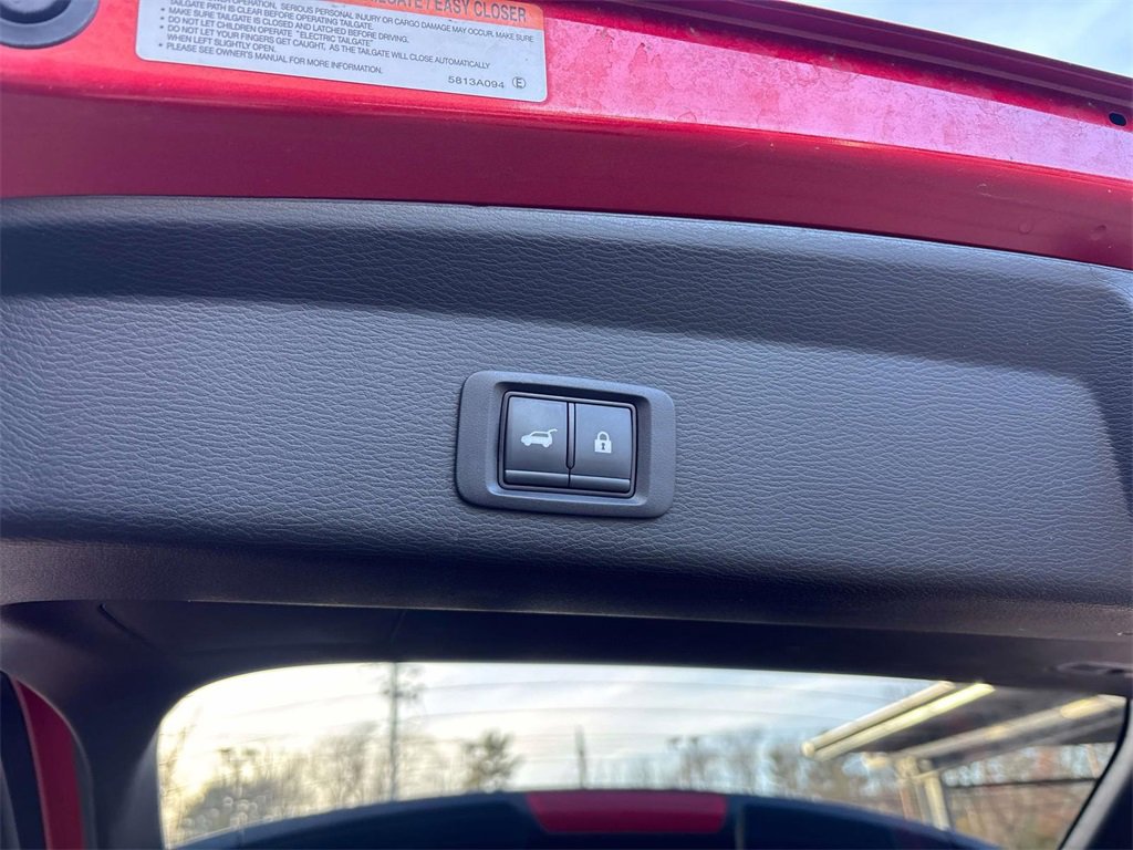 Used 2024 Mitsubishi Outlander SE image 13