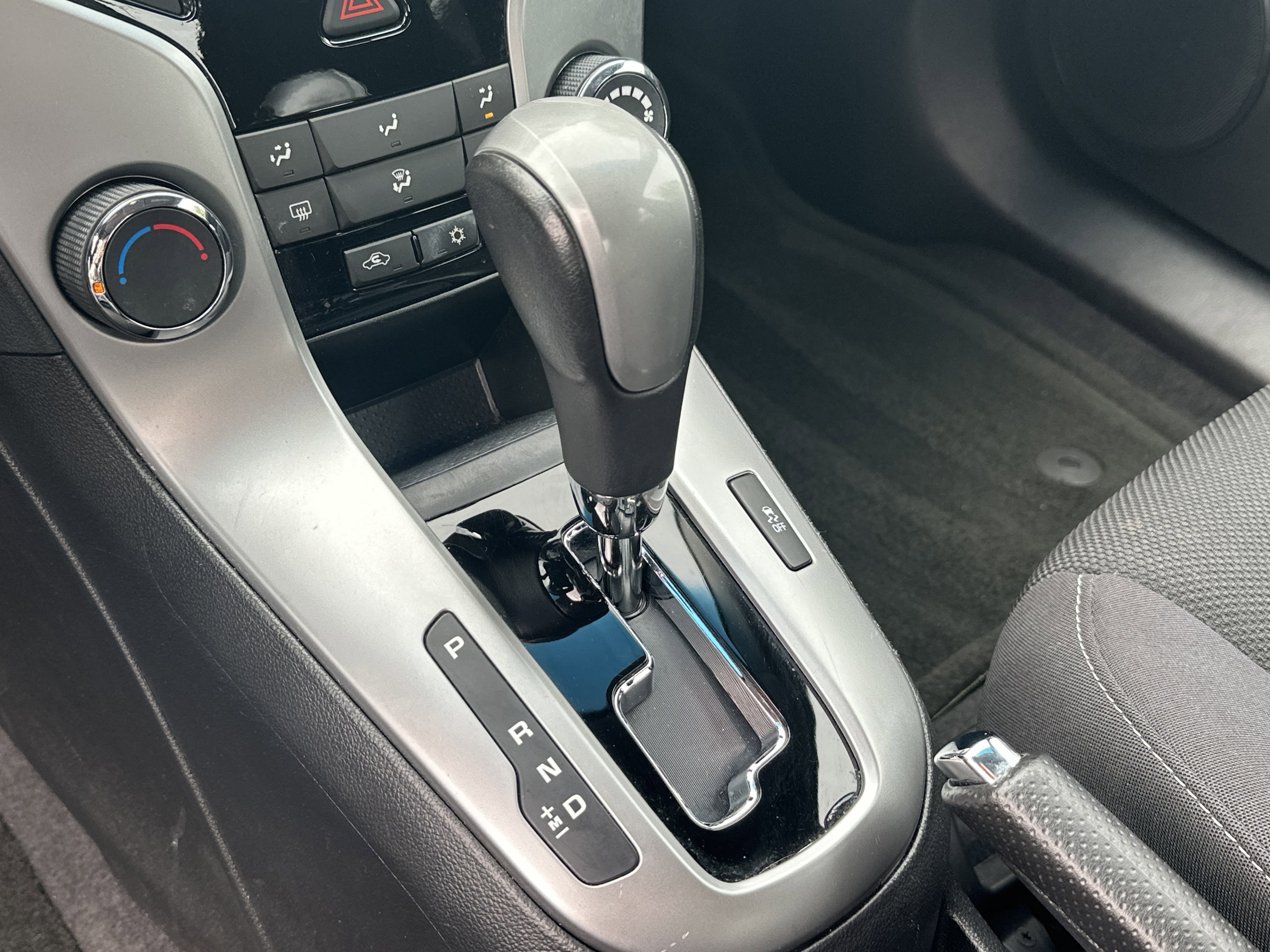 Used 2014 Chevrolet Cruze LT FWD image 31