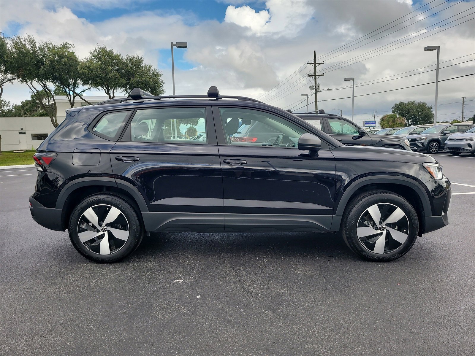 Certified 2025 Volkswagen Taos S image 5