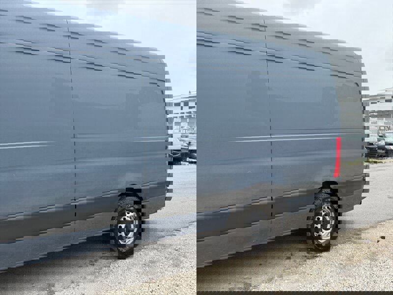 Used 2019 Mercedes-Benz Sprinter 170 image 5