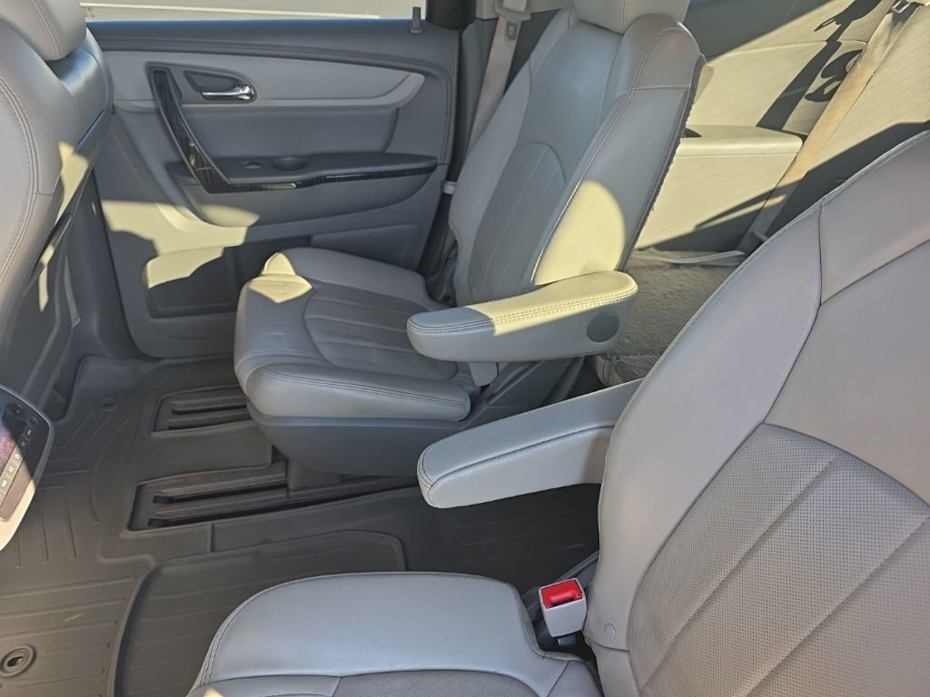 Used 2014 Chevrolet Traverse LTZ image 18