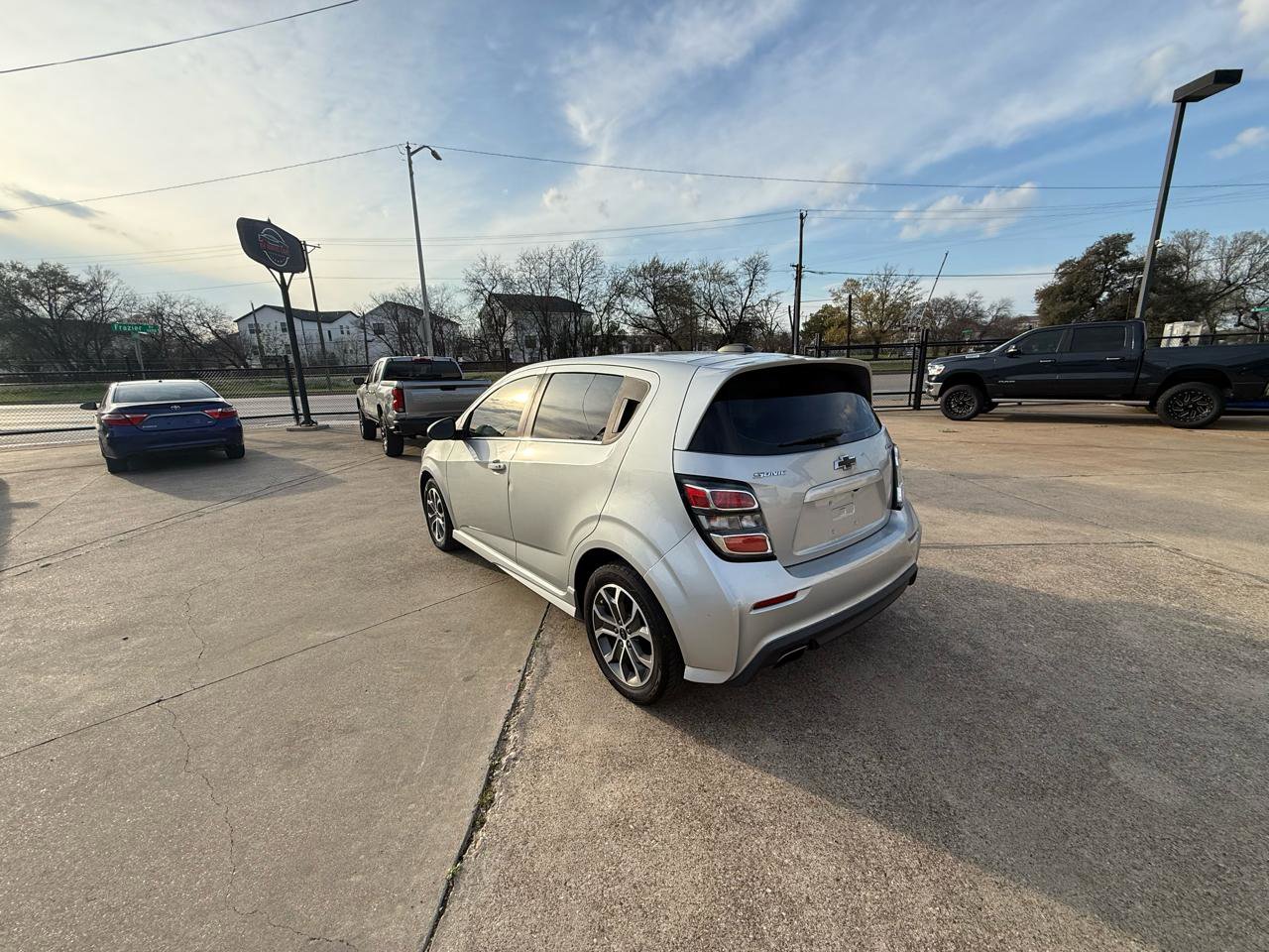 Used 2019 Chevrolet Sonic LT w/ Convenience Package image 5