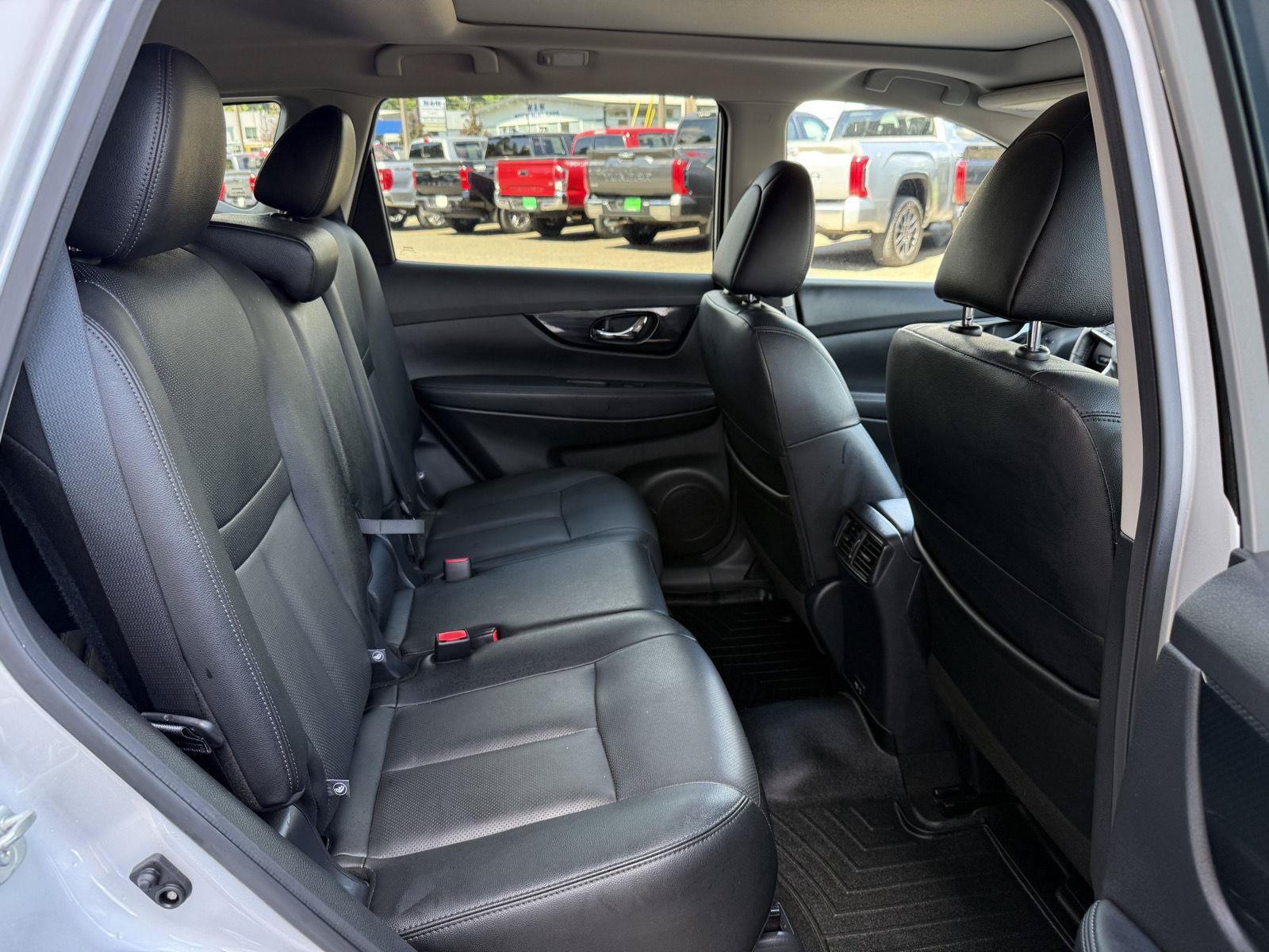 Used 2020 Nissan Rogue SL w/ Premium Package AWD/4WD image 20