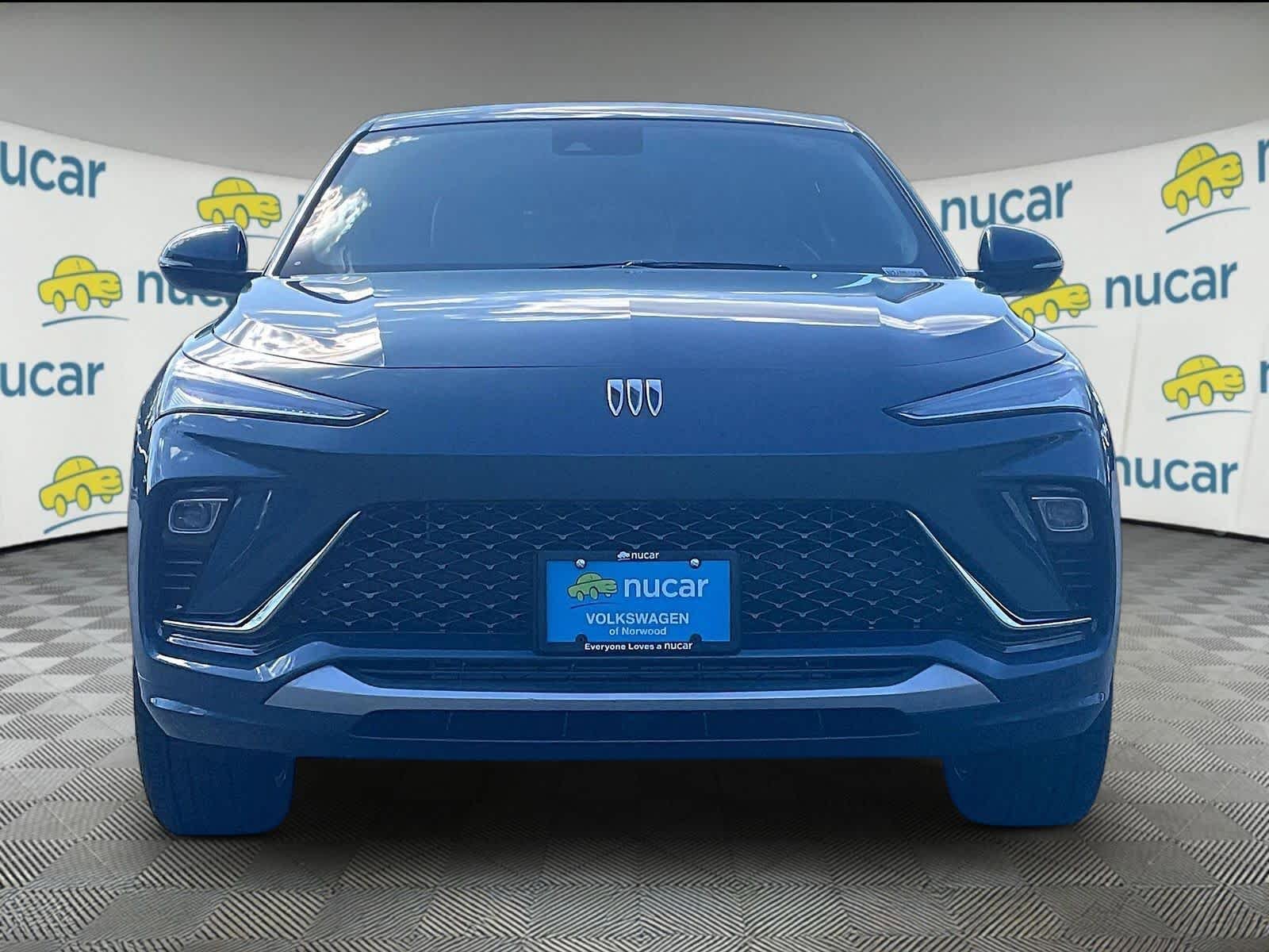 Used 2024 Buick Envista Avenir FWD image 2