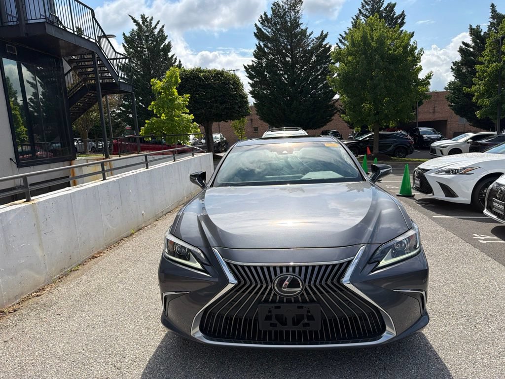 Used 2020 Lexus ES 350 w/ Premium Package FWD image 4