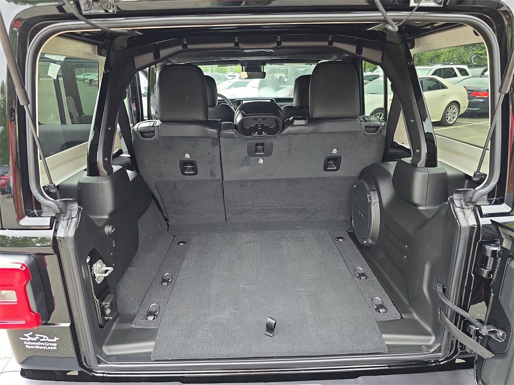 New 2025 Jeep Wrangler Sahara image 12