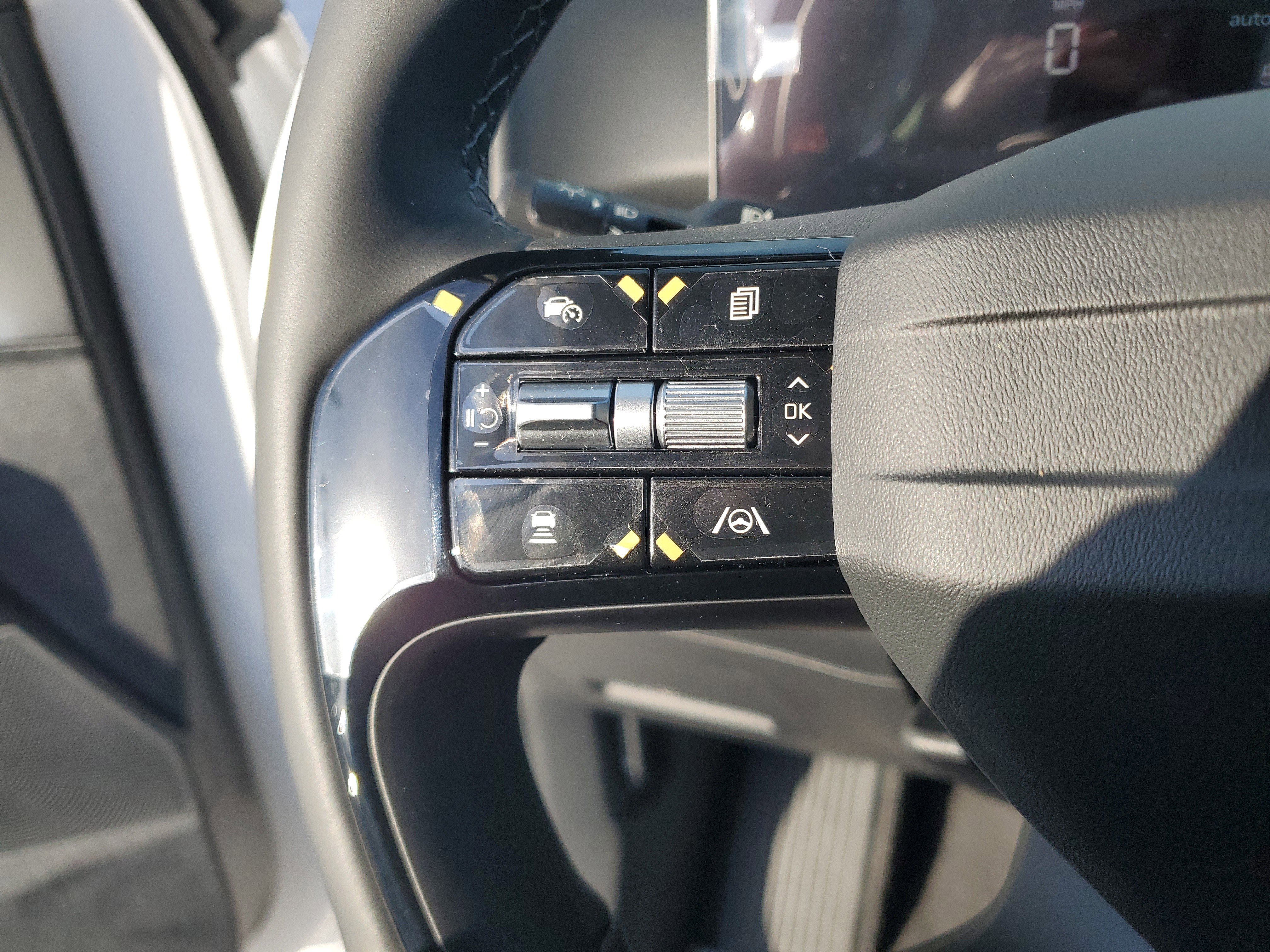 New 2026 Kia Sorento EX w/ EX Premium Package FWD image 27