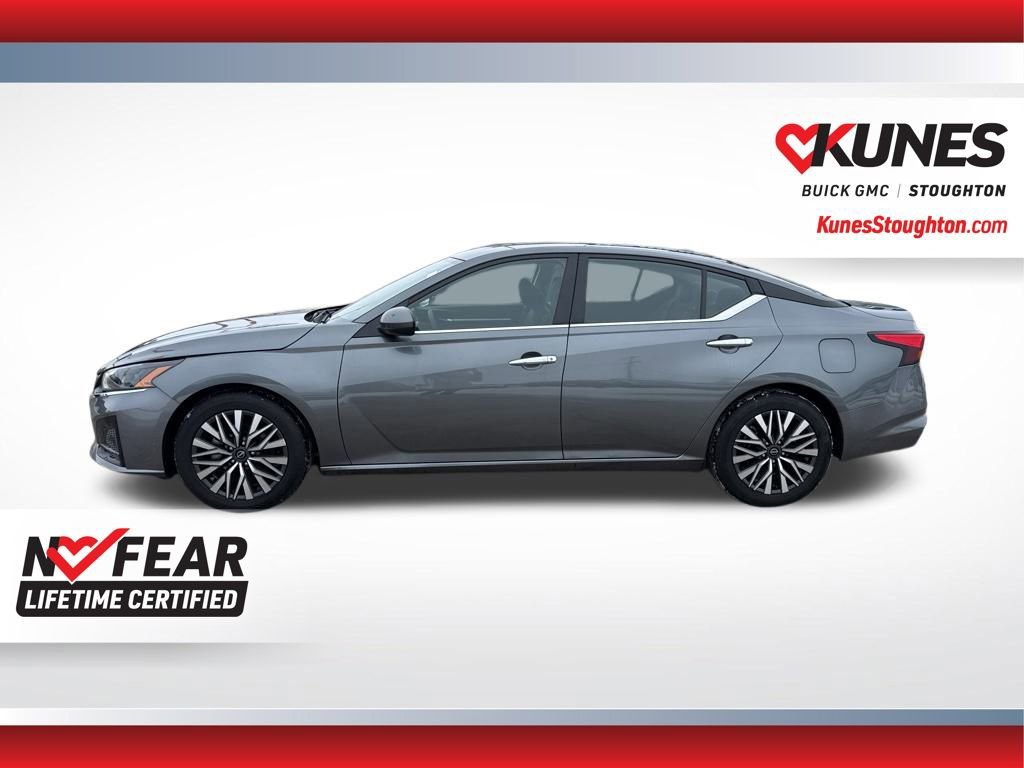 Used 2023 Nissan Altima 2.5 SV image 8