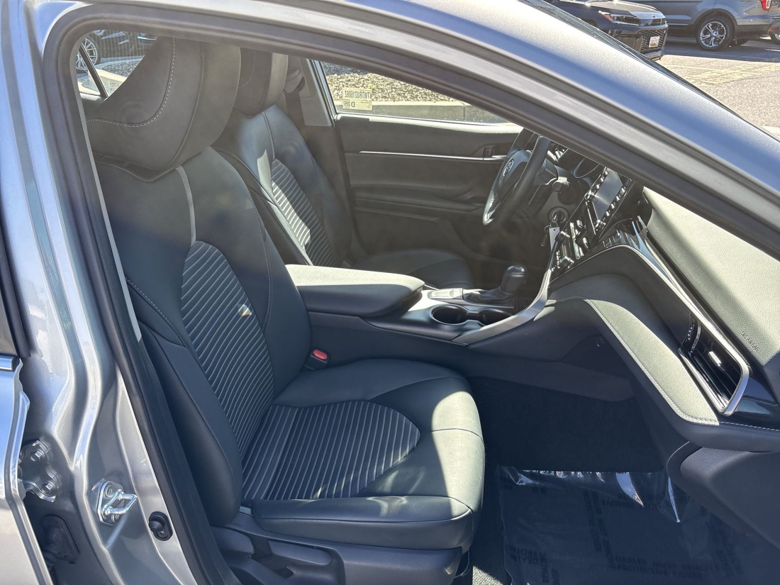 Used 2024 Toyota Camry SE FWD image 25