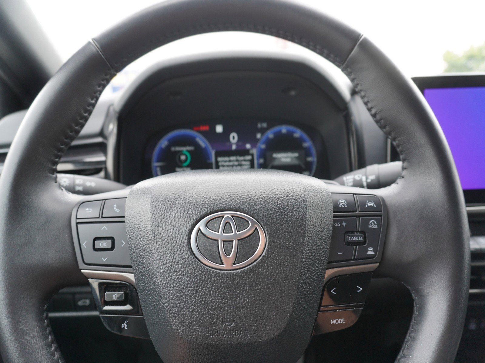 Used 2025 Toyota Camry XSE FWD image 22