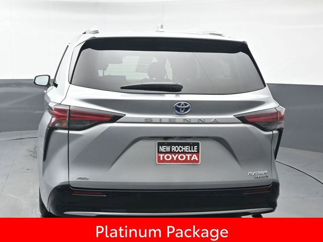 Certified 2023 Toyota Sienna Platinum image 5