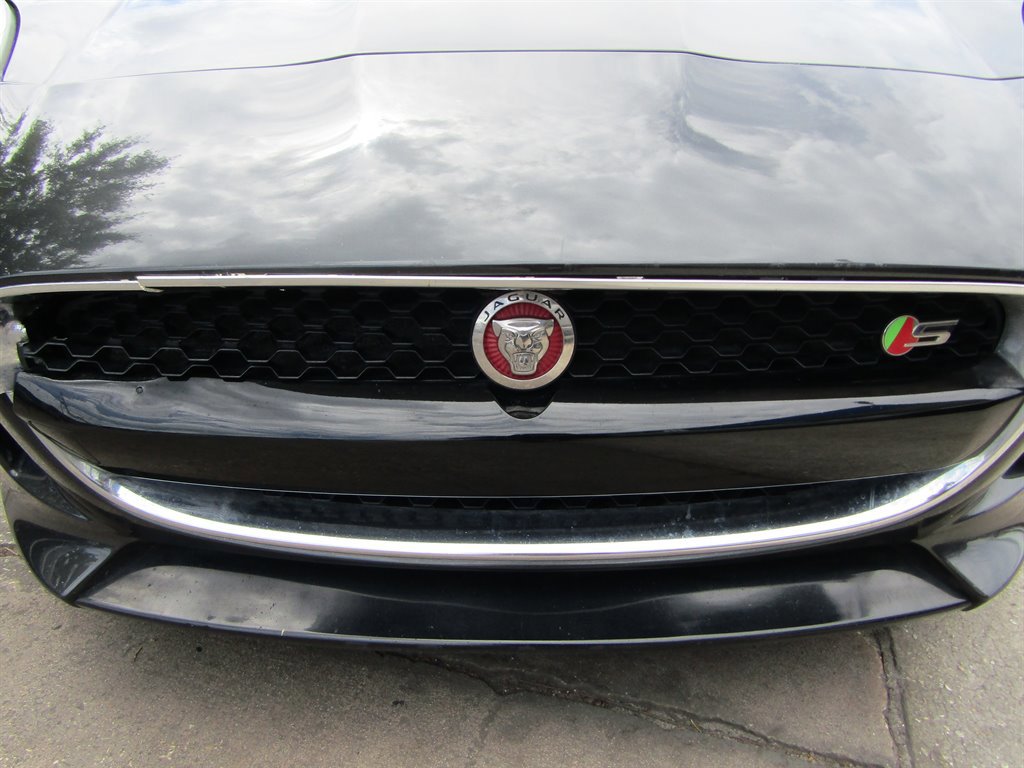 Used 2015 Jaguar F-TYPE S image 13