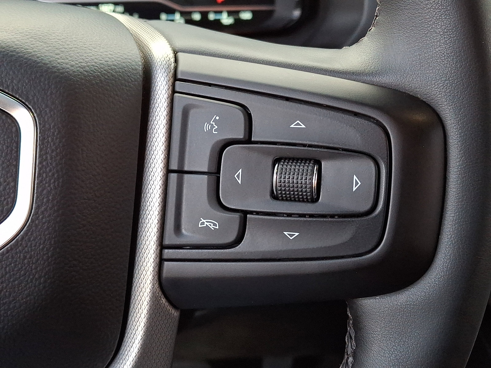 Certified 2023 GMC Yukon Denali AWD/4WD image 24